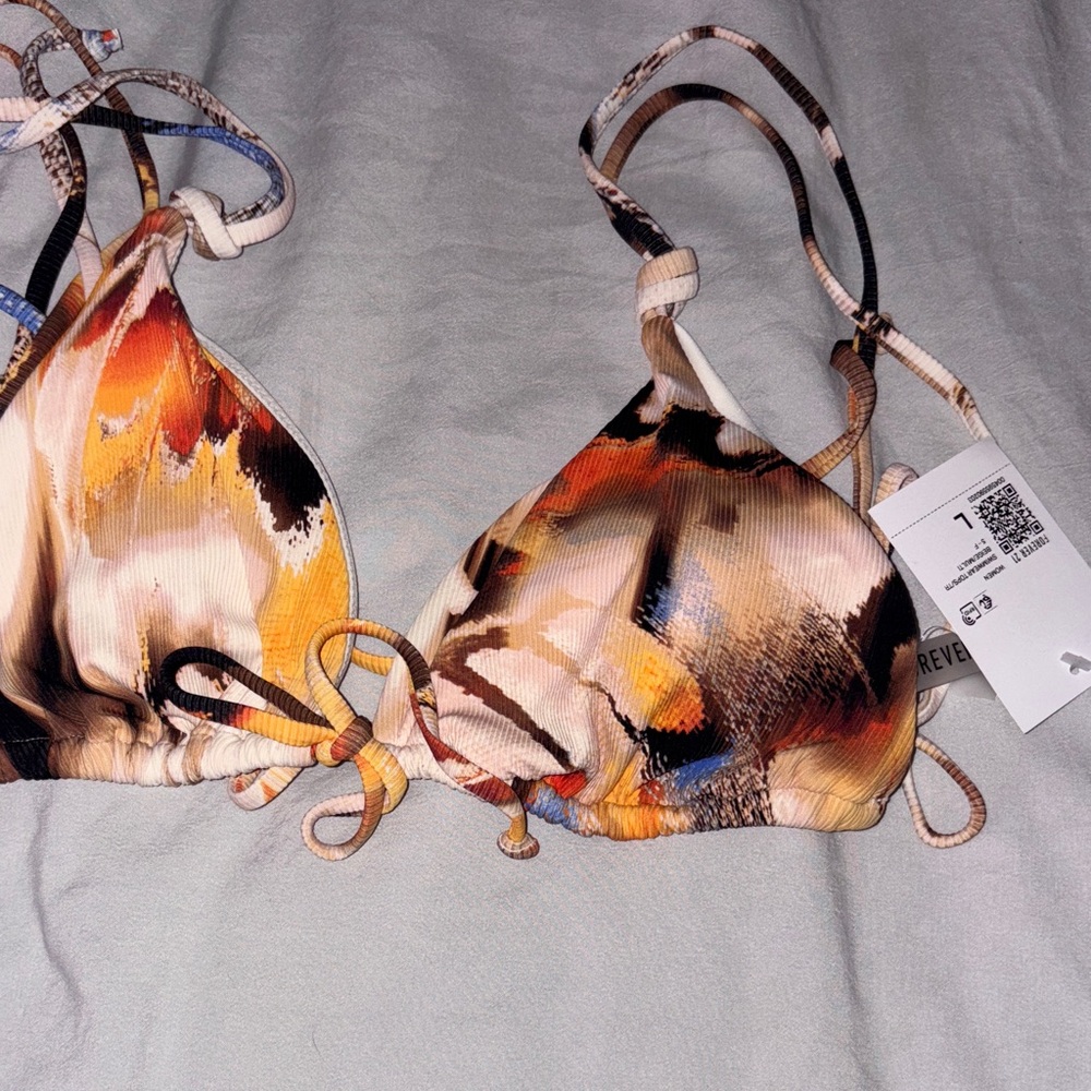 Colorful Abstract Bikini Set - Picture 5 of 6